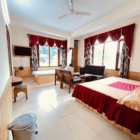 Hotel Snow Mountain Mall Road Manali  Exterior photo