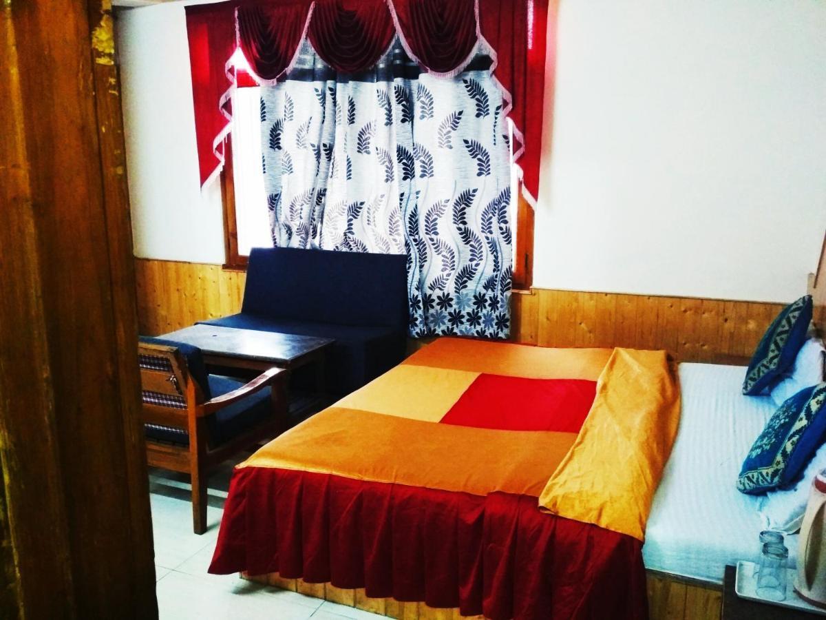 Hotel Snow Mountain Mall Road Manali  Exterior photo